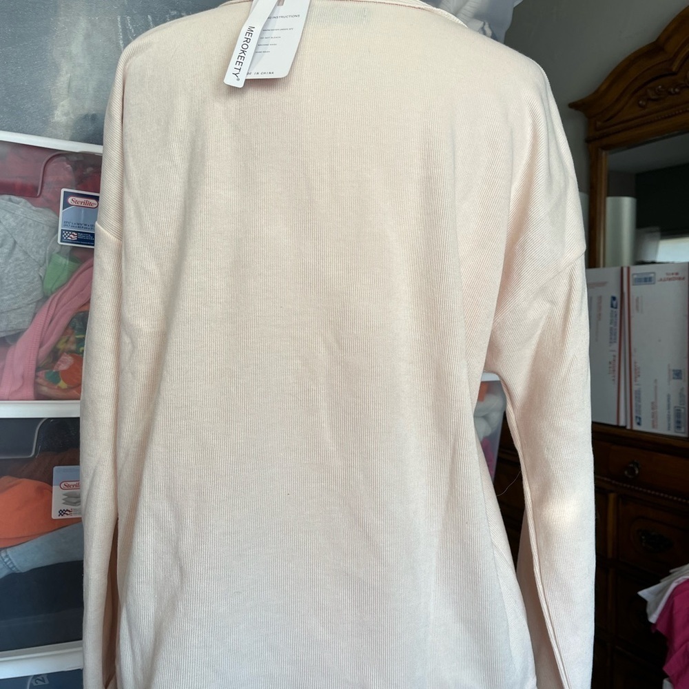 Long Sleeve Top - Picture 3 of 6